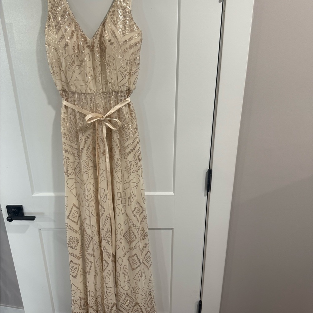 Elegant Cream Patterned Dress